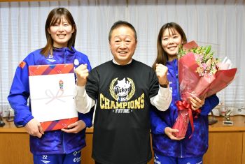 令和7年3月号 3月11日 東京羽田ヴィッキーズが優勝報告にいらっしゃいました！