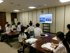 人事課におけるキャリア教育実習の様子①　