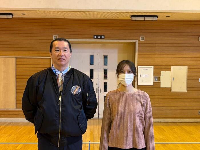 職員二人の様子