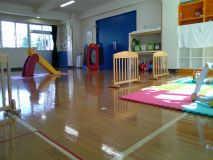 写真：松仙おおたっ子ひろば内観1