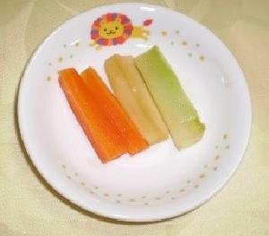 調理例の野菜スティックです