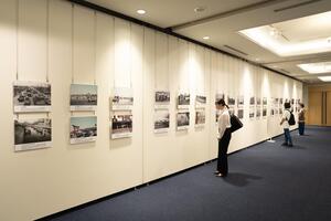 パネル展