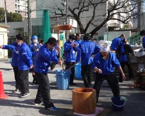 写真：餅つき