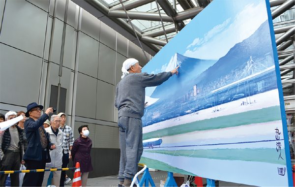 銭湯背景画絵師による「富士山」描写実演