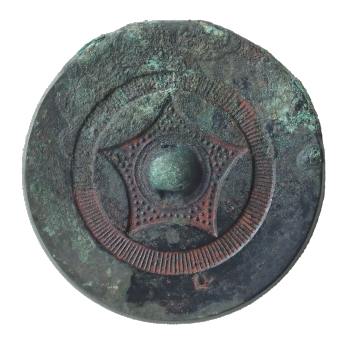 扇塚古墳の連弧文鏡（おうぎづかこふんのれんこもんきょう）の画像