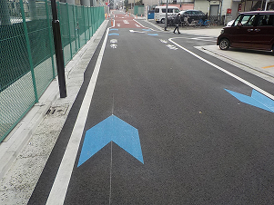 自転車ナビマーク・ナビラインに従って走行しましょうについての画像2