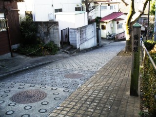 写真：稲荷坂（石川町）の様子