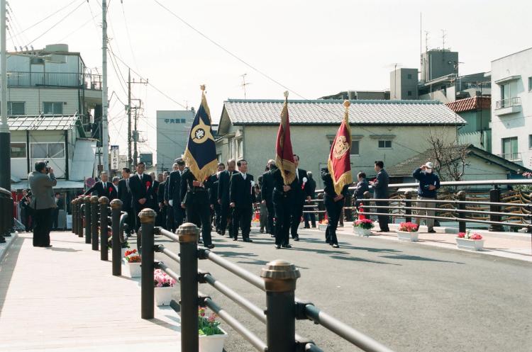 写真：北糀谷橋渡り初め式