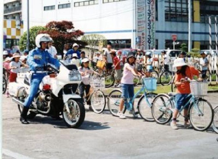 写真：自転車安全教室