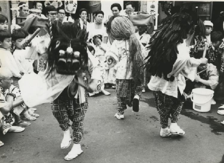 写真：子ども獅子舞(昭和47年)(2)