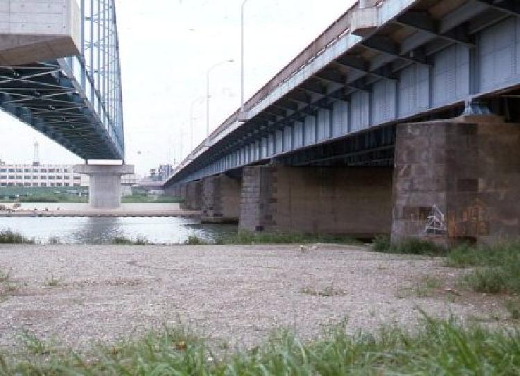 写真：多摩川大橋