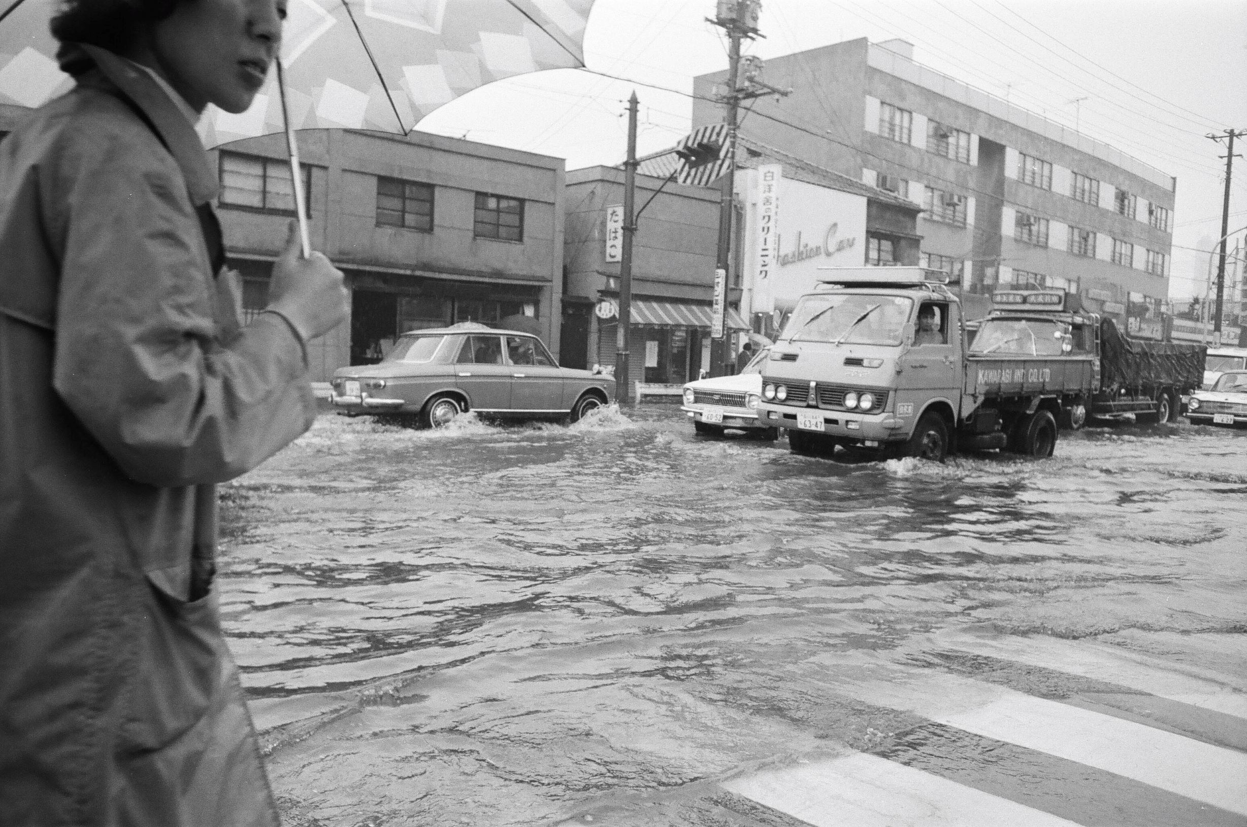 大田区ホームページ 区役所前 道路冠水 1