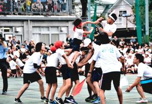 写真：山本　勝彦さん作「真剣勝負」（久原小学校）