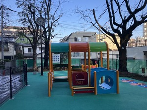 おうち型遊具（サンサン）