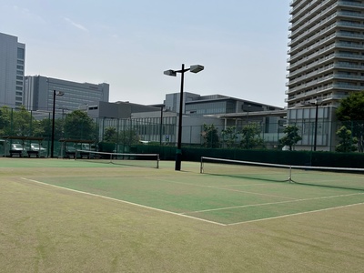 庭球場