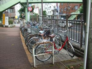 写真：山王小前自転車駐車場