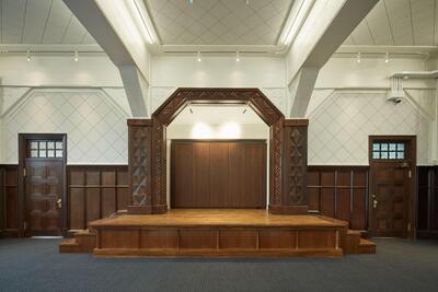 写真:講堂(旧清明文庫2階)